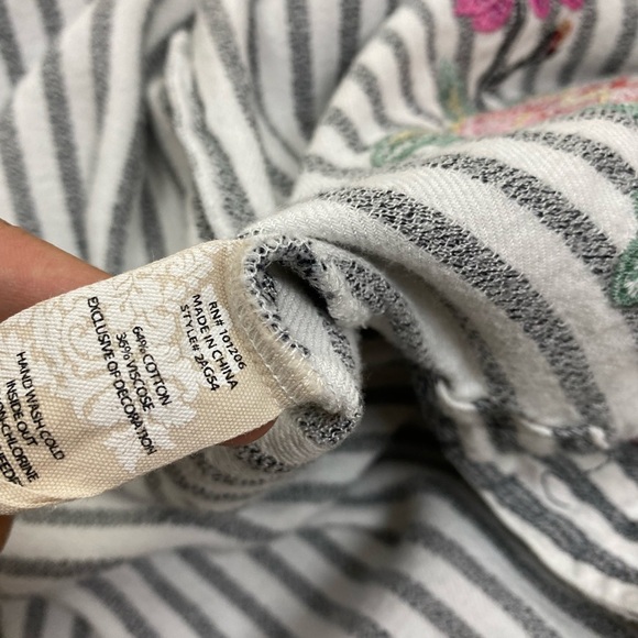 Soft Surroundings Embroidered Floral Boho Beachy Summer Tunic Stripe Top Medium - Picture 7 of 15